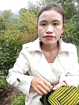 Freechat rubi_bae on StripChat