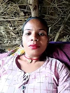 Rubi_sarma from StripChat is Freechat