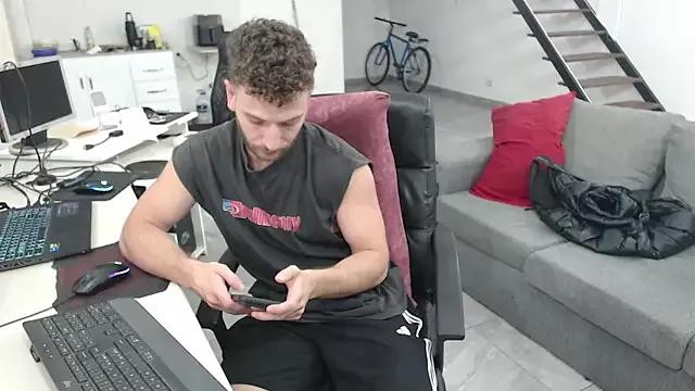 rubio_blond from StripChat is Freechat