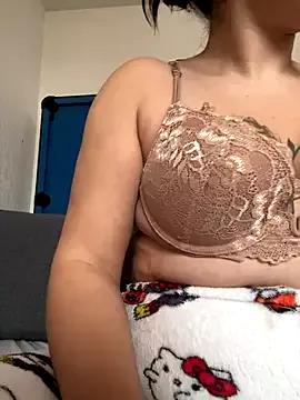 Try girls webcam shows. Sweet cute Free Performers.