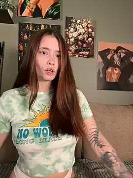 Sabrina_shells from StripChat is Freechat