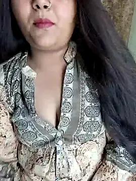 Saffroncutie from StripChat is Freechat