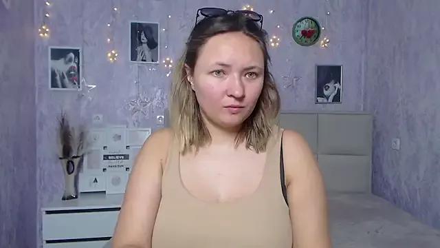 SallyVerda from StripChat is Freechat