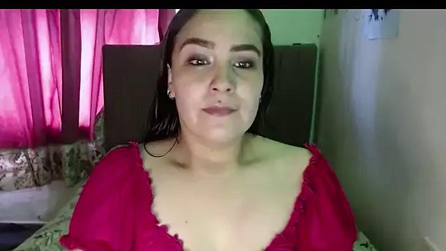 Salma_deep from StripChat