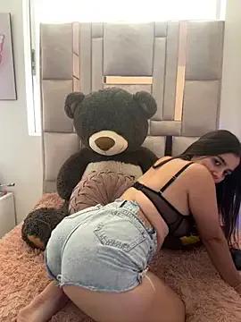 Try girls webcam shows. Sweet cute Free Performers.