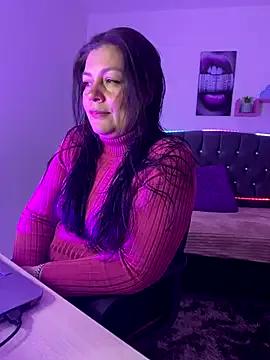 SAMANTHA_EF from StripChat is Freechat