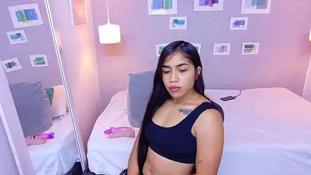 samantha_loren18 from StripChat is Freechat