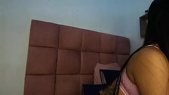 Try girls webcam shows. Sweet cute Free Performers.
