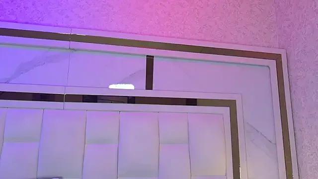 samanthaa_sm from StripChat is Freechat