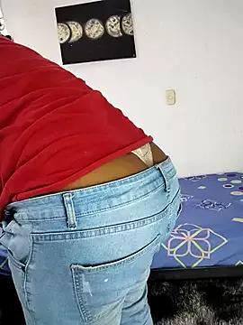 Try girls webcam shows. Sweet cute Free Performers.
