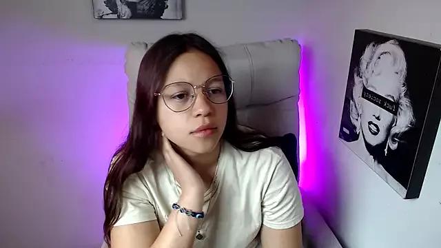 Try girls webcam shows. Sweet cute Free Performers.