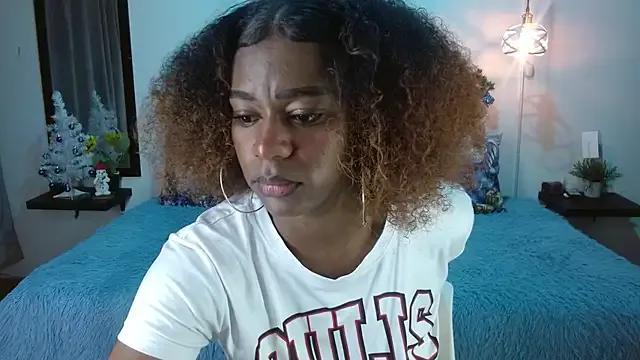 samara_roxx from StripChat is Freechat