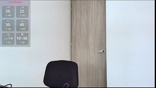 Samara_Smith04 from StripChat is Freechat