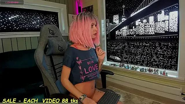 Try girls webcam shows. Sweet cute Free Performers.