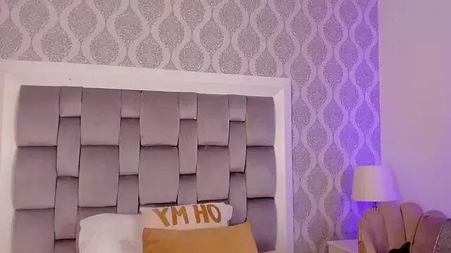 Sara__Williams from StripChat