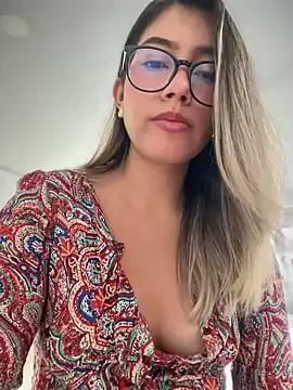 Try girls webcam shows. Sweet cute Free Performers.