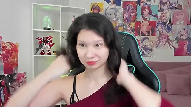 SaraDenars from StripChat is Freechat