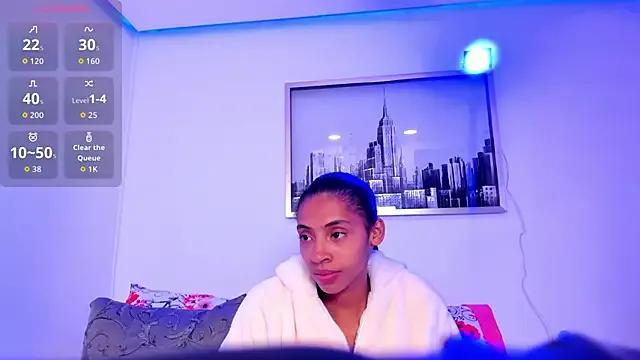 sarah_ashbourne from StripChat is Freechat