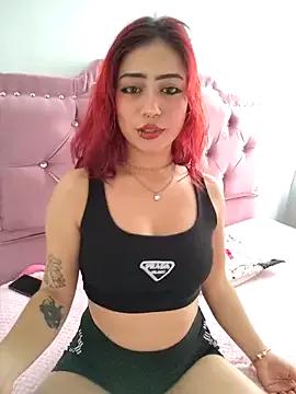 sarah_lark_ from StripChat is Freechat