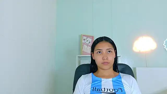 SarahEvans___ from StripChat is Freechat