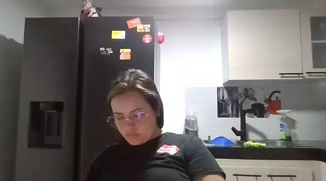 Saramartinez1000 from StripChat