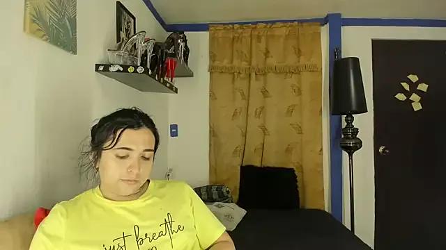 SARAMISHA from StripChat