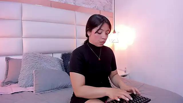 Try girls webcam shows. Sweet cute Free Performers.