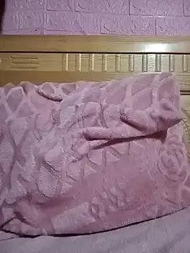Sasa-squirt from StripChat is Freechat