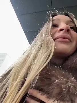 Try girls webcam shows. Sweet cute Free Performers.