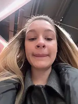 Try girls webcam shows. Sweet cute Free Performers.