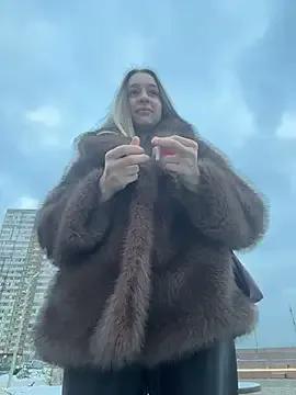 SashaCatt from StripChat is Freechat