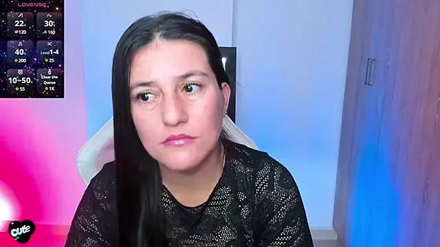 Saskyaa from StripChat