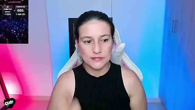 Saskyaa from StripChat