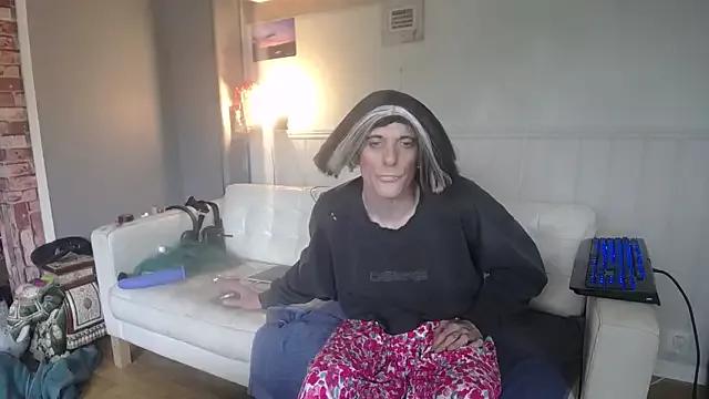 Try girls webcam shows. Sweet cute Free Performers.