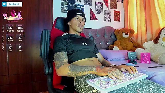 Freechat Savajelust on StripChat