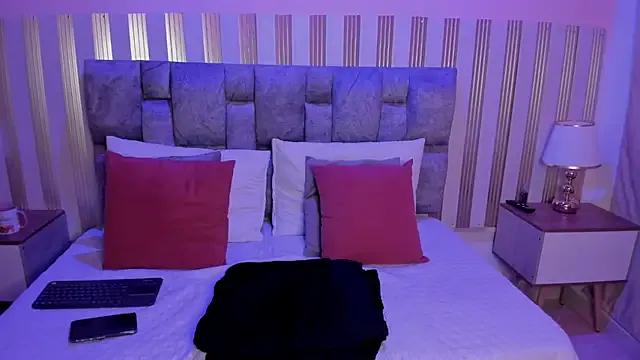 Scarlett__lace from StripChat is Freechat