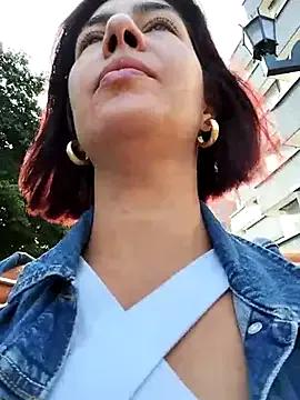 Try girls webcam shows. Sweet cute Free Performers.