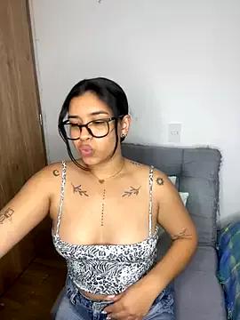 Try girls webcam shows. Sweet cute Free Performers.
