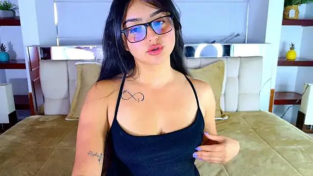 Scarlleth_ from StripChat