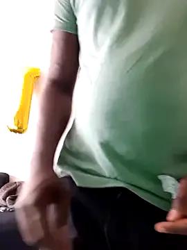 Scollyman from StripChat is Freechat