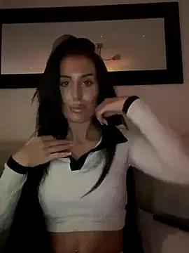 SECRETSLUT-UK from StripChat is Freechat
