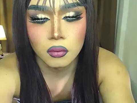 SeductiveQueenOfAll from StripChat is Freechat