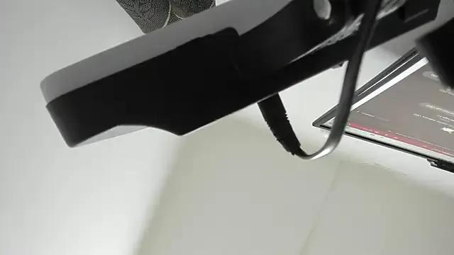 Selene_red_ from StripChat