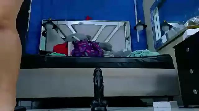 Selene_Thomson from StripChat is Freechat