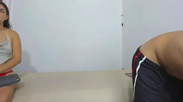 SeleneAndDorian from StripChat is Freechat