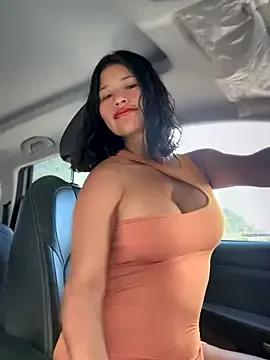 Sexi_noemi from StripChat