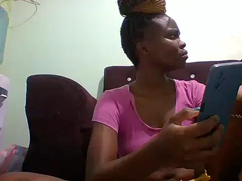 sexxyqueenn22 from StripChat is Freechat