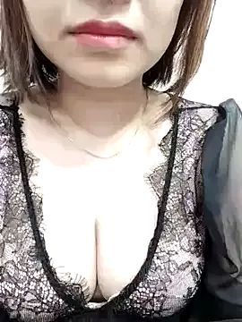 Sexy_MomBigtits from StripChat is Freechat
