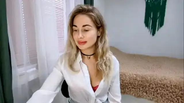 ShanekaBellow from StripChat is Freechat