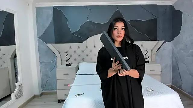 ShaniaDaniels from StripChat is Freechat